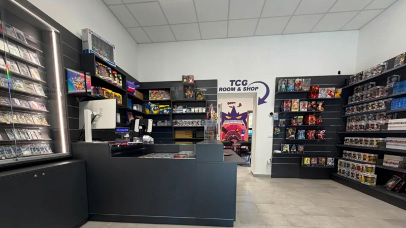 allestimento negozio TCG Milano